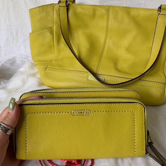 Coach Leather Large Tote Bag Wallet Umbrella Set In Bright Yellow